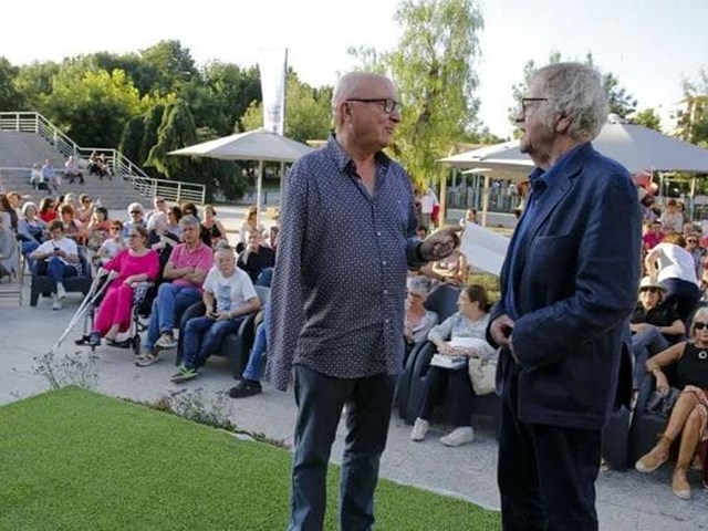 Das columnas de José Ramón Alonso de la Torre